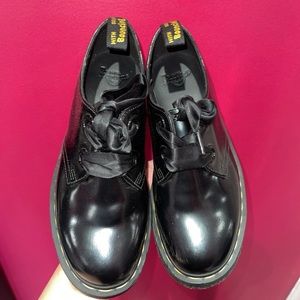 SOLD Holly doc marten platform shoes size 8